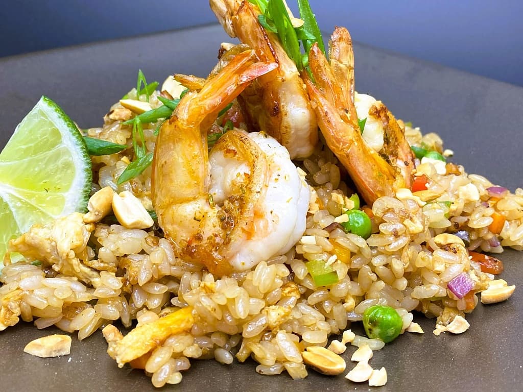 Fried japanese rice with shrimp