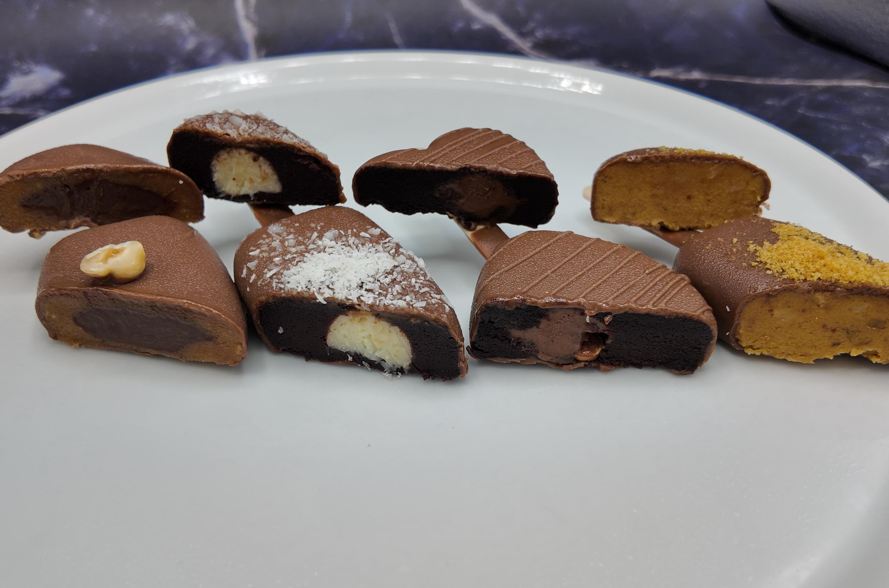 Honey «Cake pop» with caramelized nuts