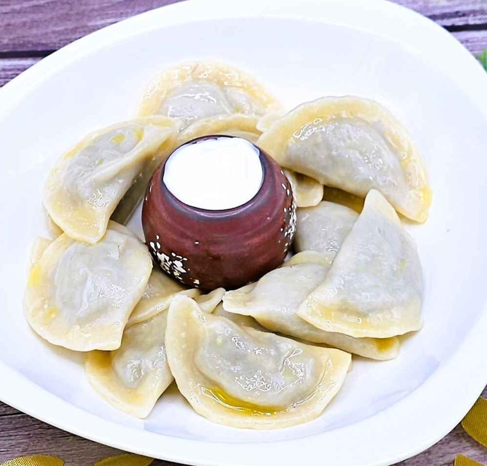 Vareniki with potatoes & mushrooms