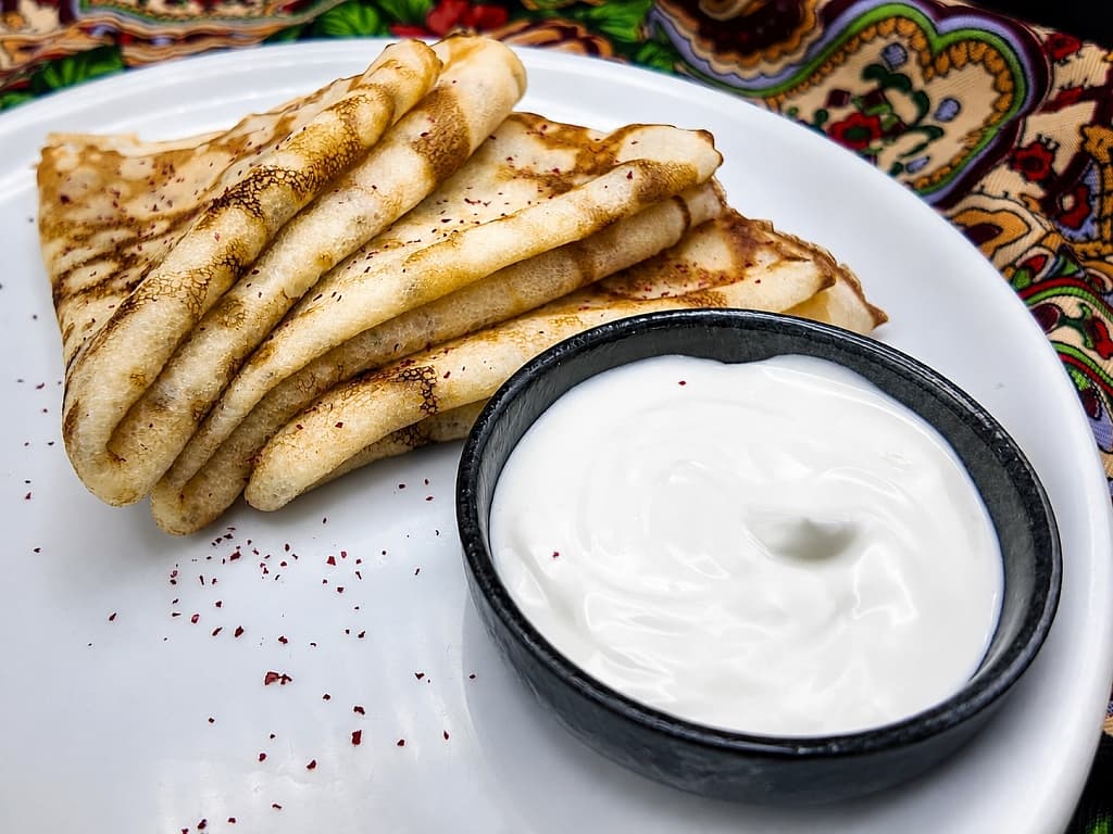 Pancakes with sour cream