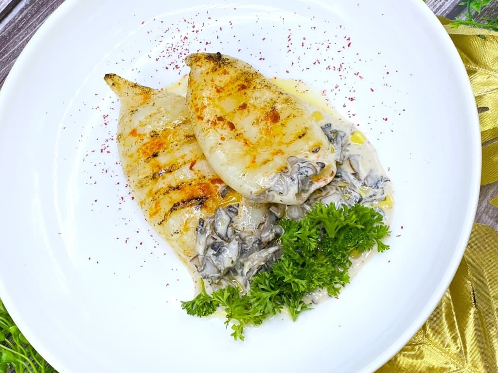 Grilled Squid in Creamy Sauce