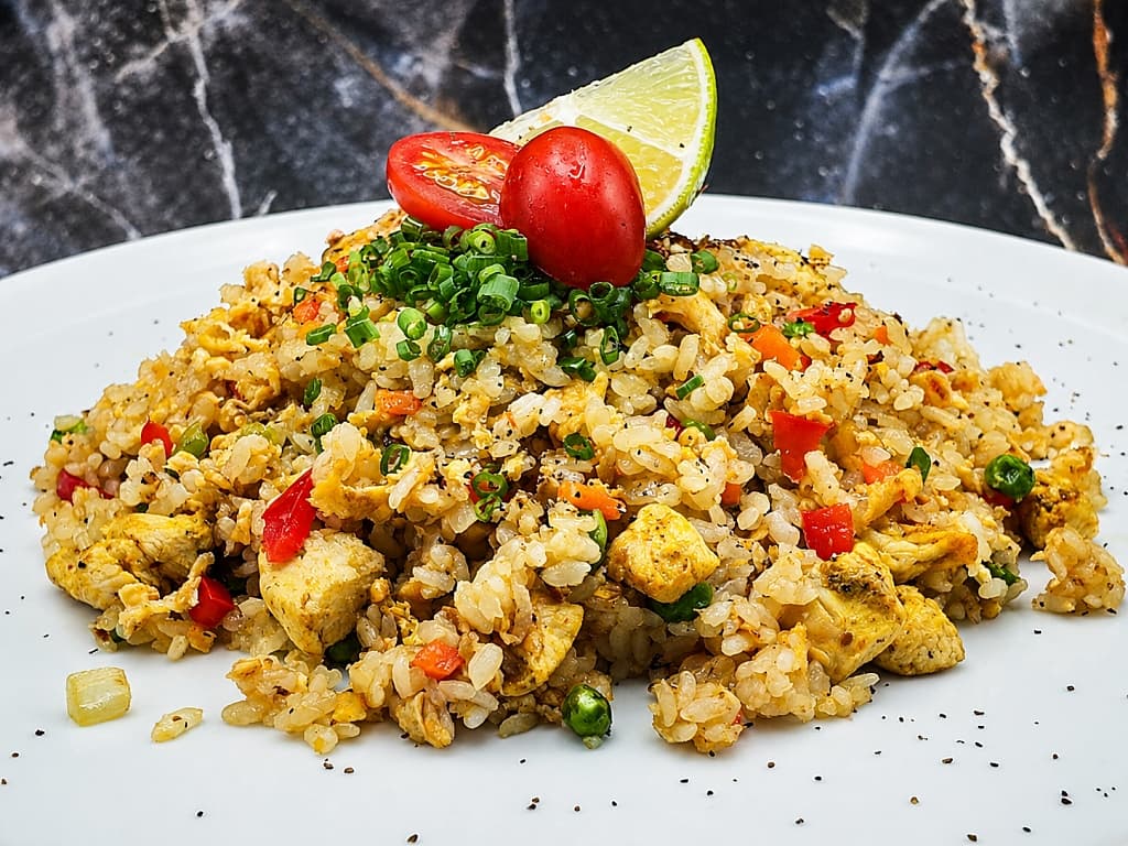 Fried japanese rice with chicken
