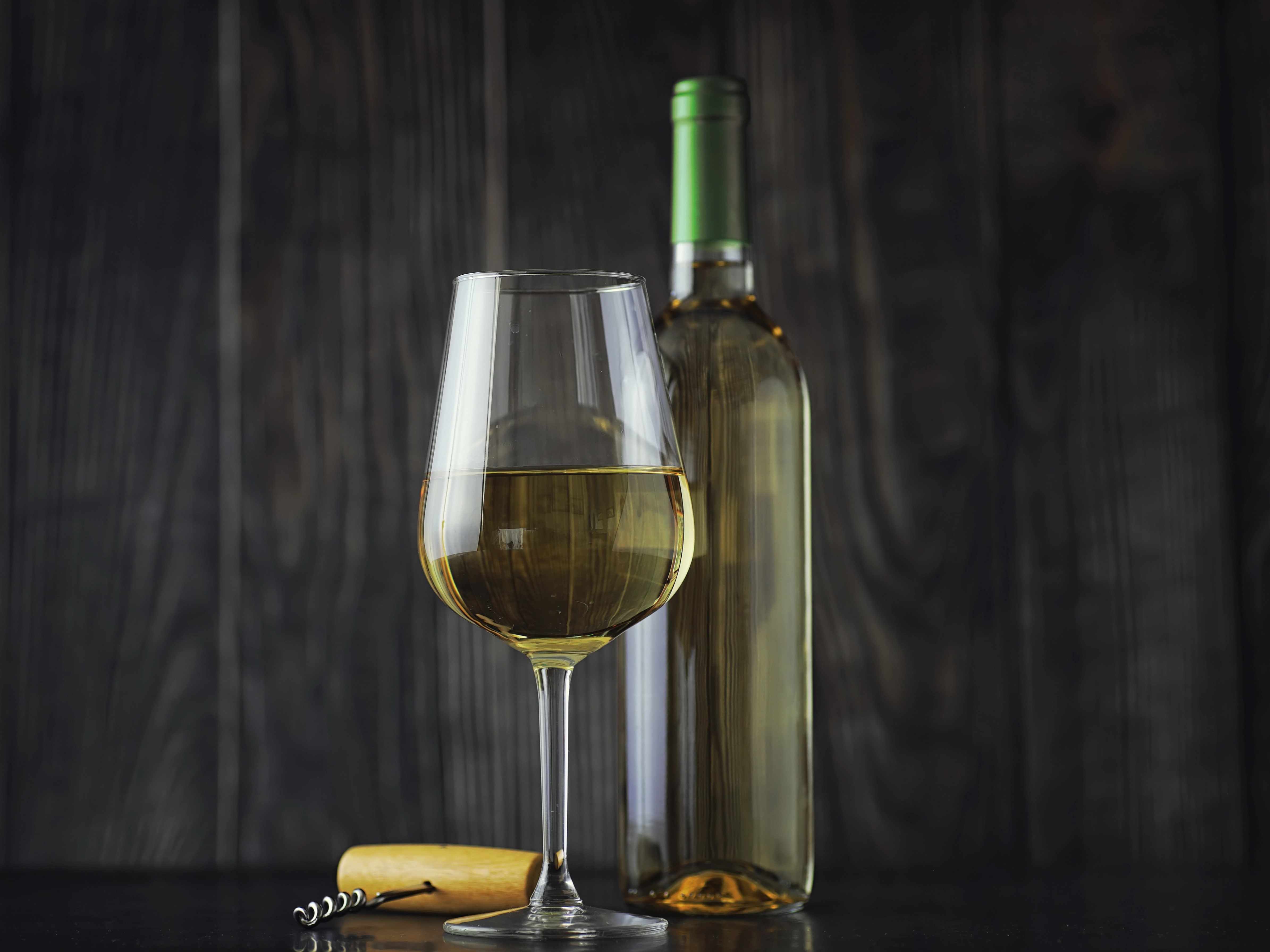 White Wine alain de la treille