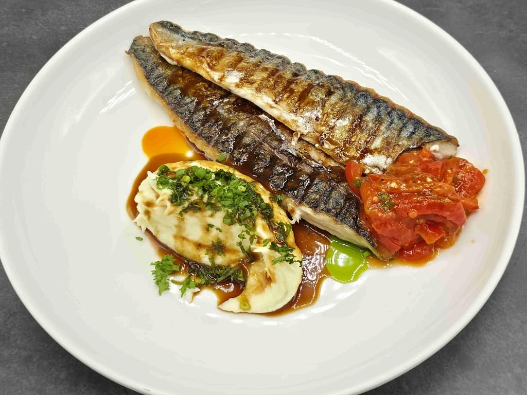 Mackerel with mashed potato