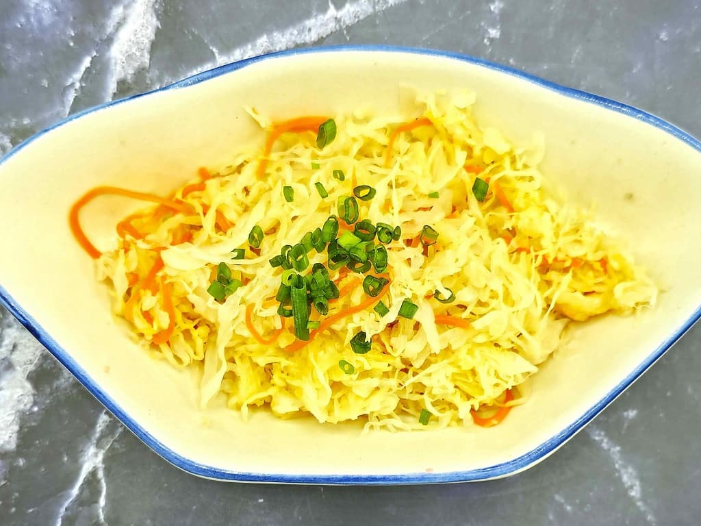 Sauerkraut with vegetable oil