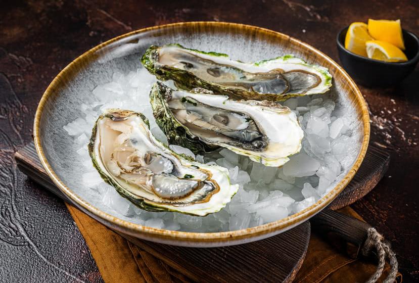 Oysters with Wine Vinegar, Shallot and Lime